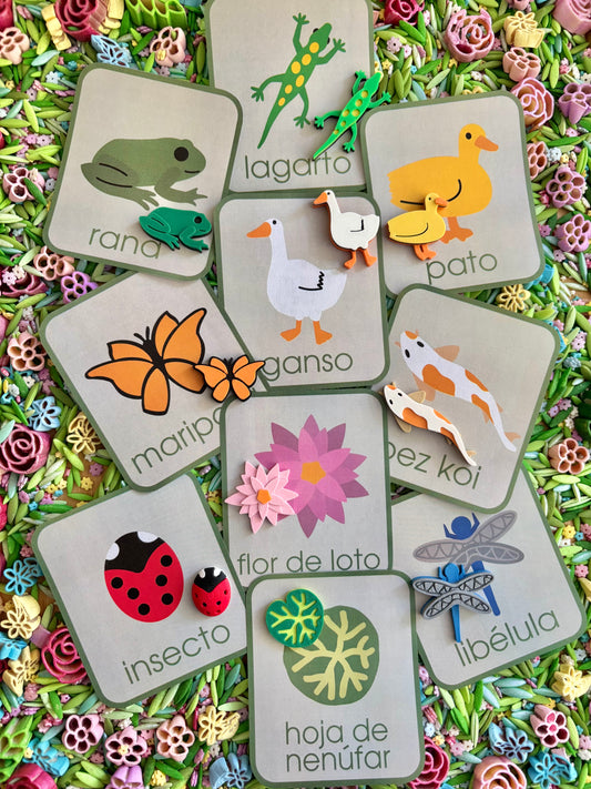 Picnic at the Pond Minis Matching Cards (Spanish)